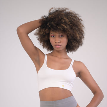 Eirica yoga light weight seamless bra - White