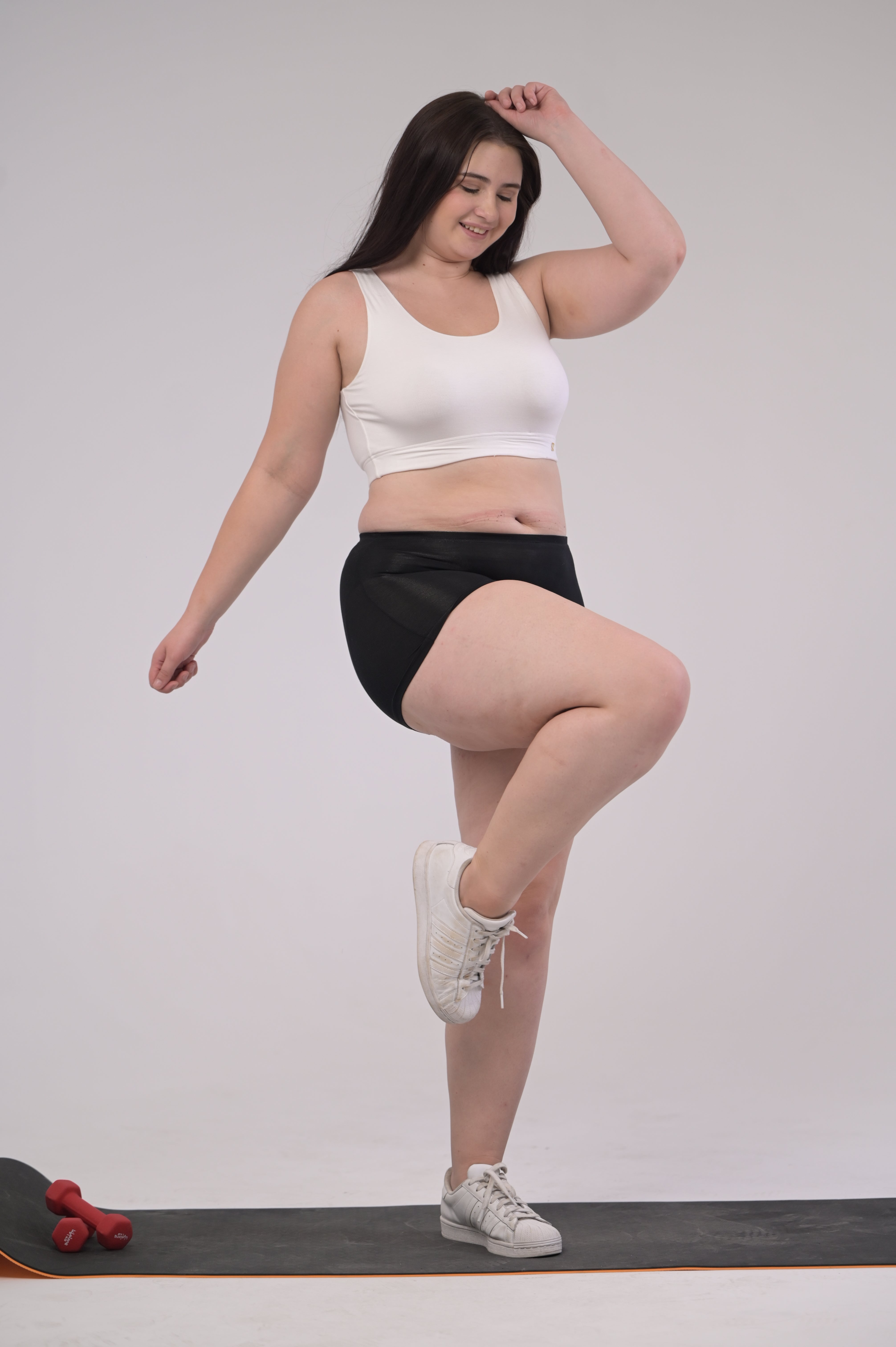 Eirica yoga sports bra - White