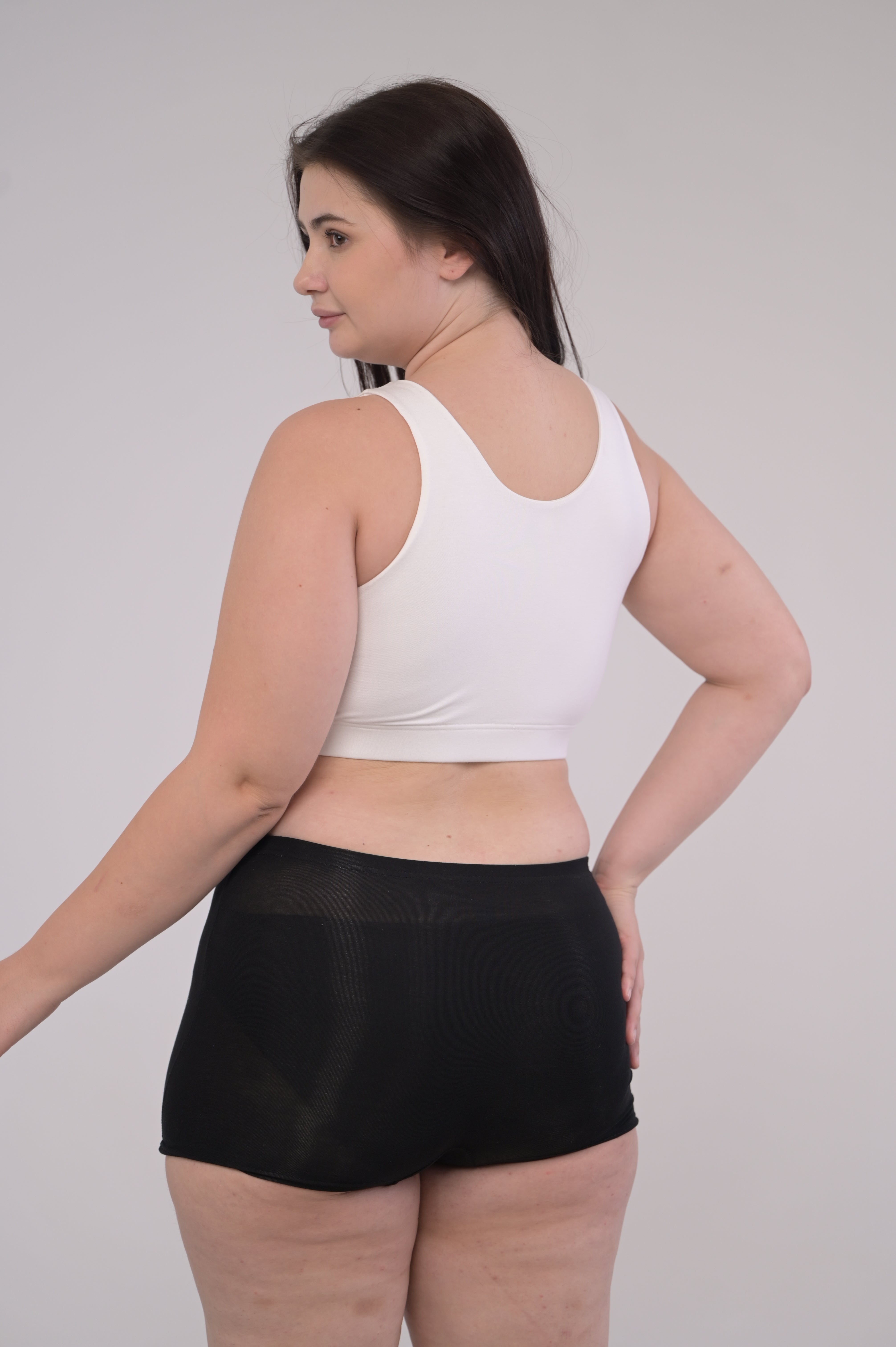 Eirica yoga sports bra - White