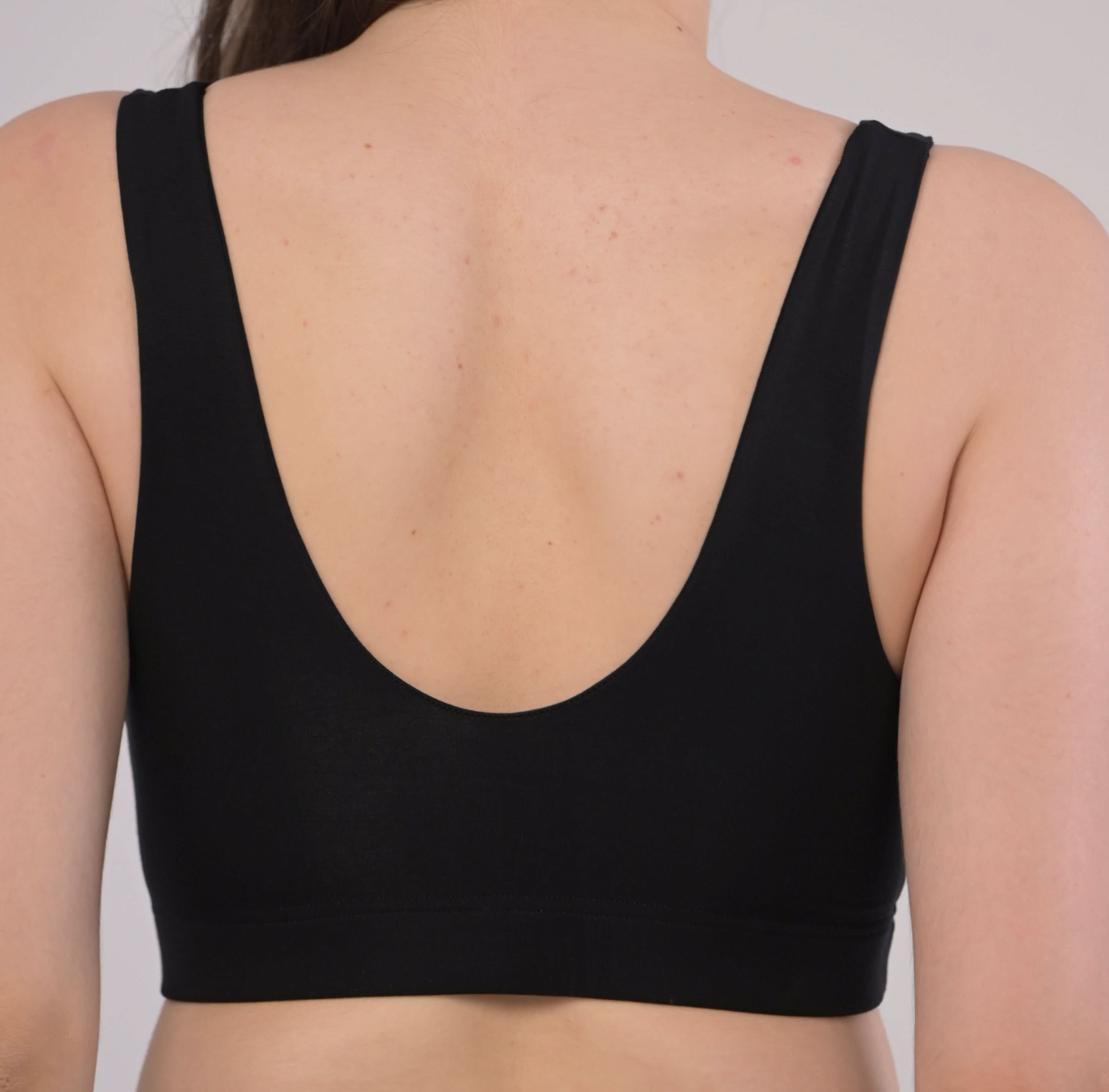 EIRICA Scoop Neck High Impact Running Sports Bra for Women - Black
