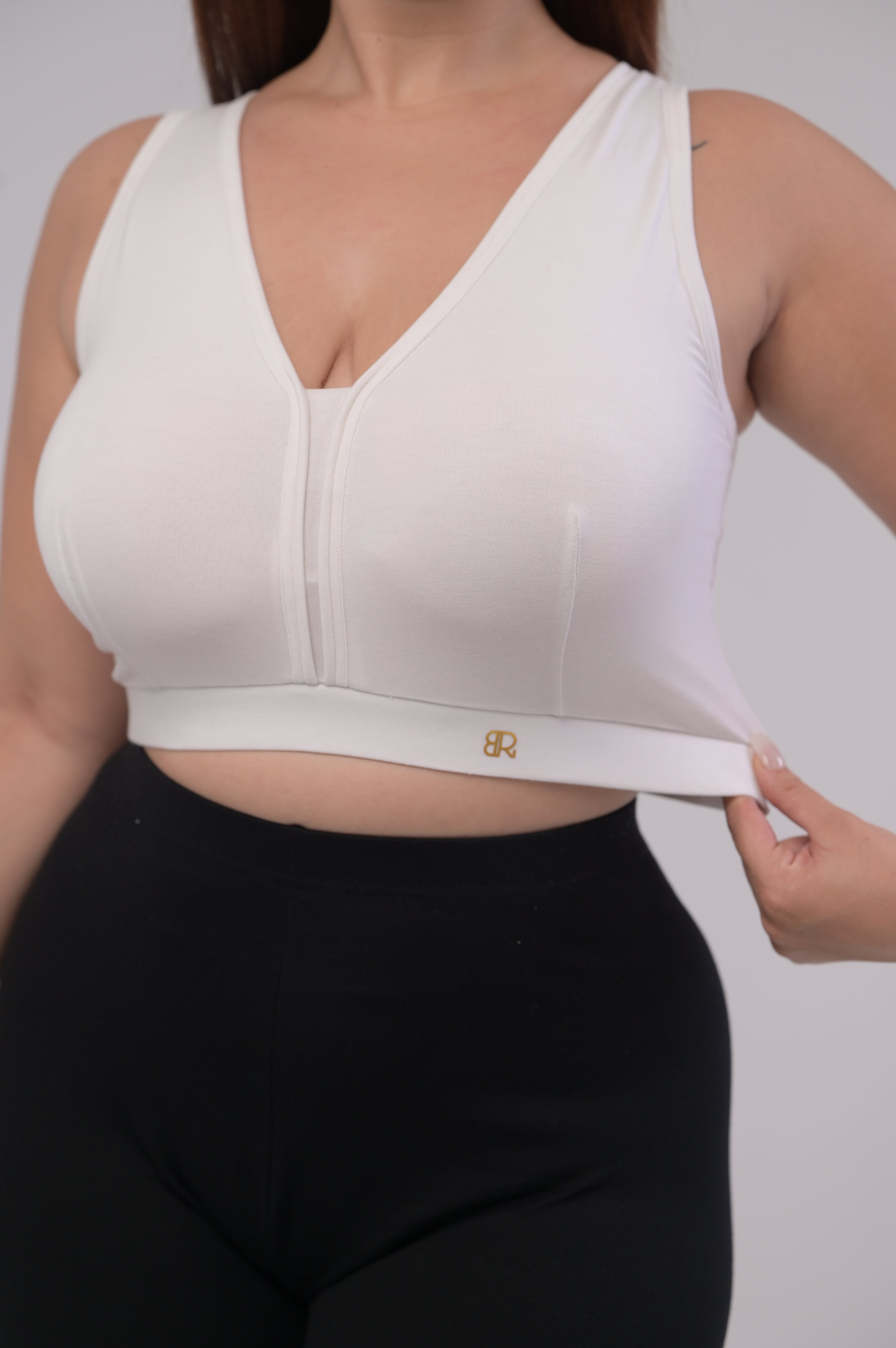 Eirica v neck bralette - White