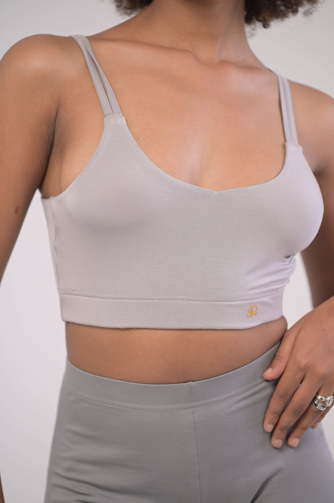 Eirica yoga light weight seamless bra - grey