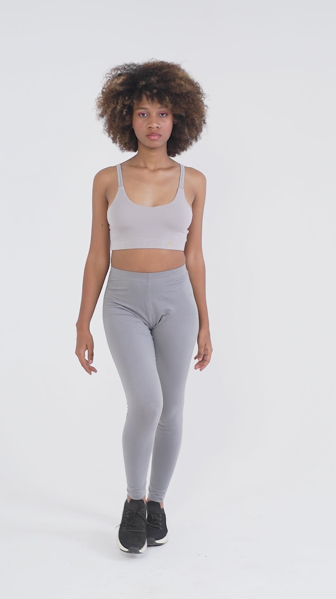 Eirica yoga light weight seamless bra - grey